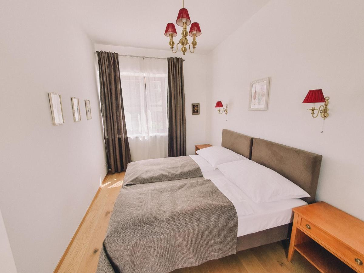Apartment Musik - Historical In *