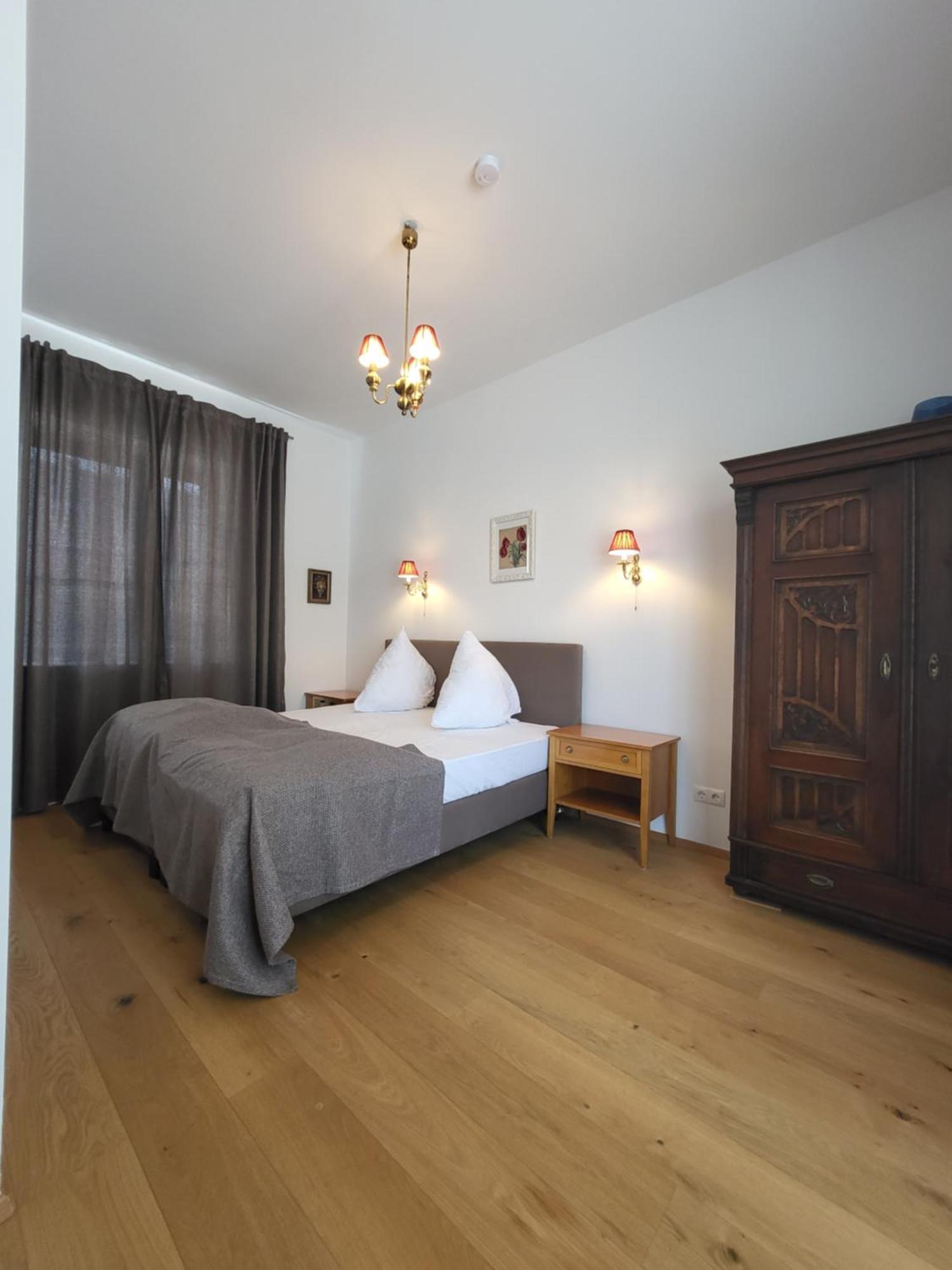 Musik - Historical In Apartment *