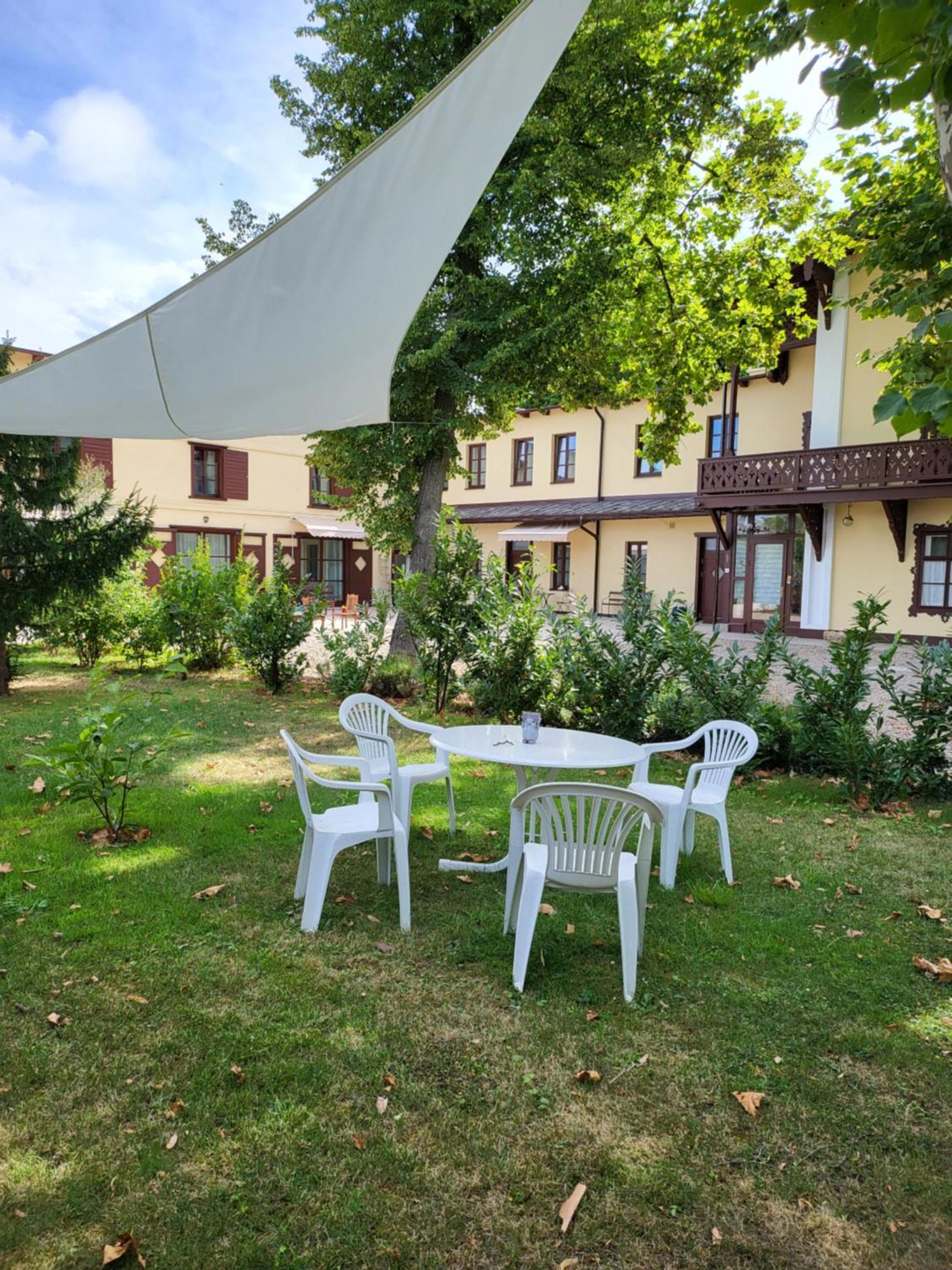 Musik - Historical In Apartment