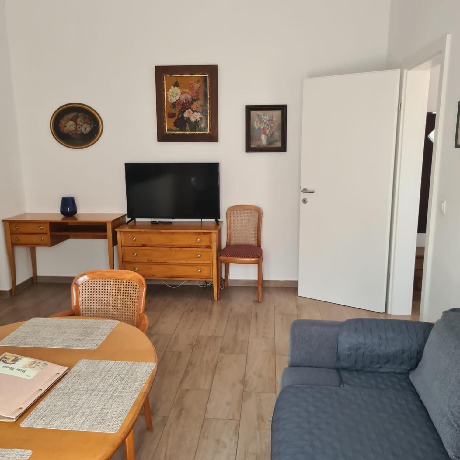 Musik - Historical In Apartment