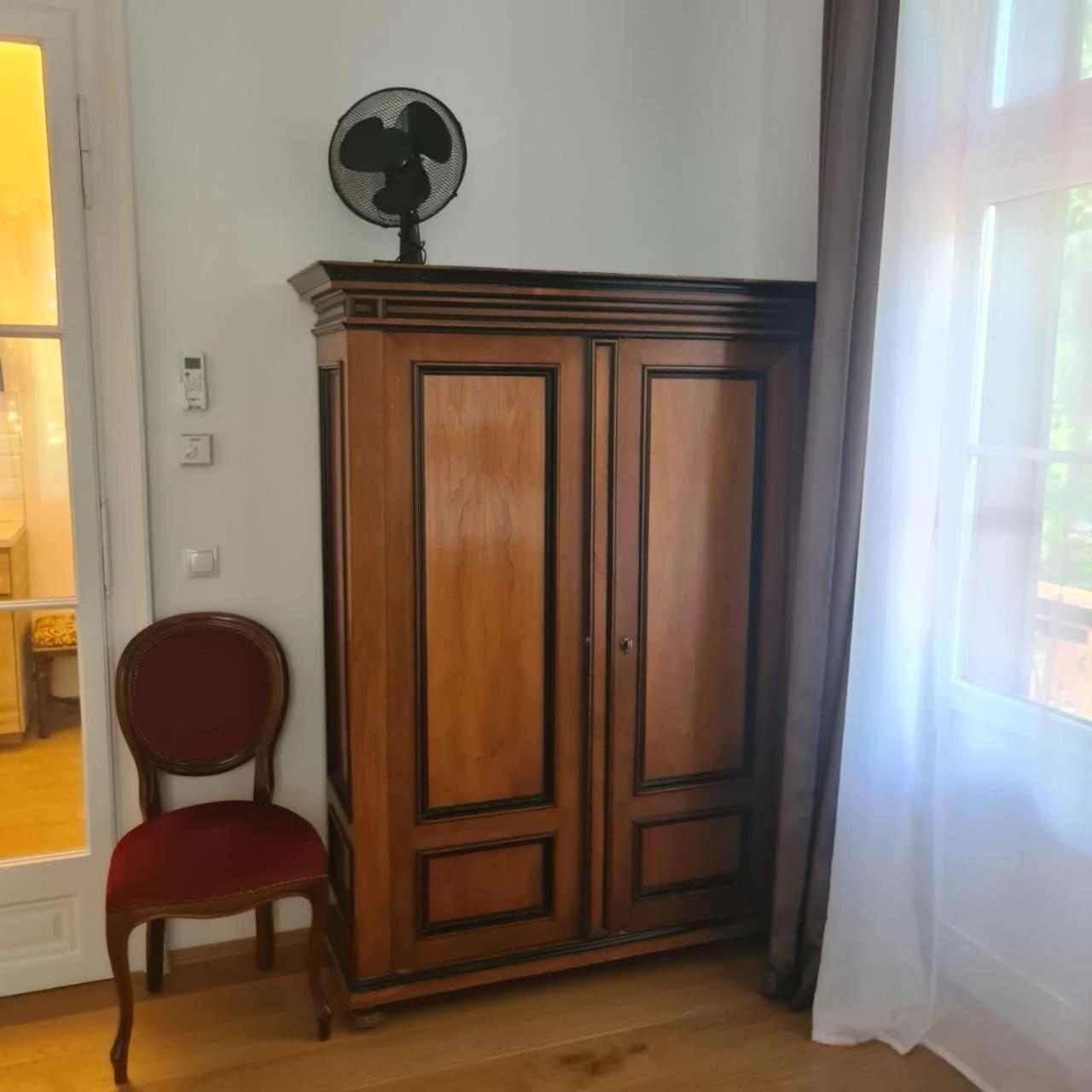 Musik - Historical In Apartment